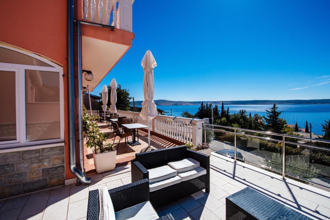 Apartments By The Sea Starigrad, Paklenica - 16421 Buitenkant foto